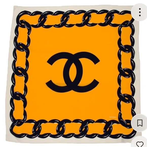 Chanel scarf - Picture 1 of 5